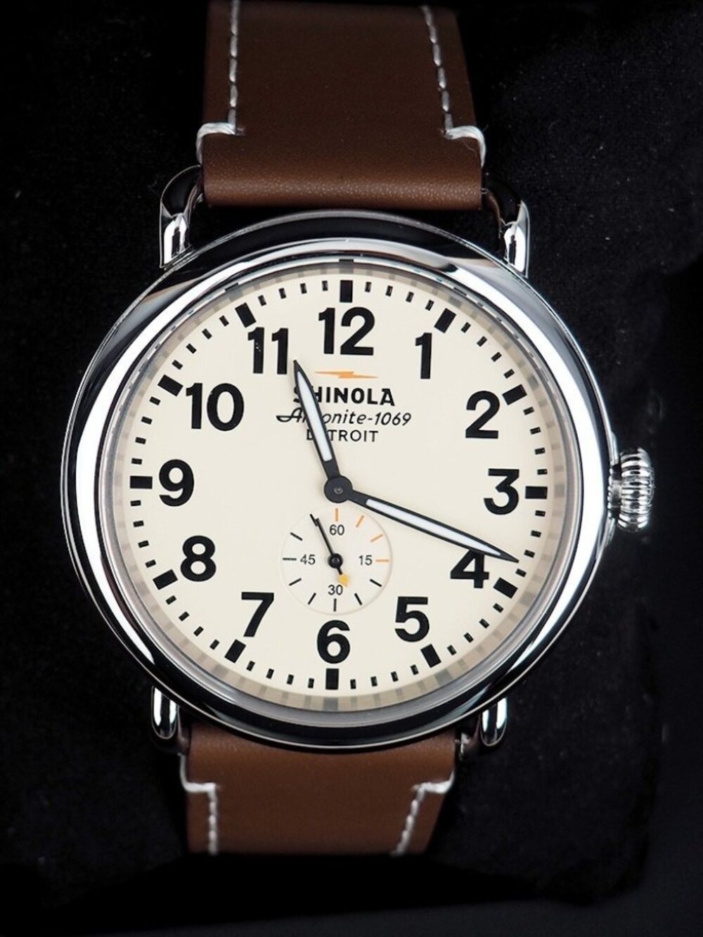 Shinola The Runwell Cream Mens 47mm Dial Leather Strap Argonite 1069 Watch w Box - Picture 7 of 13